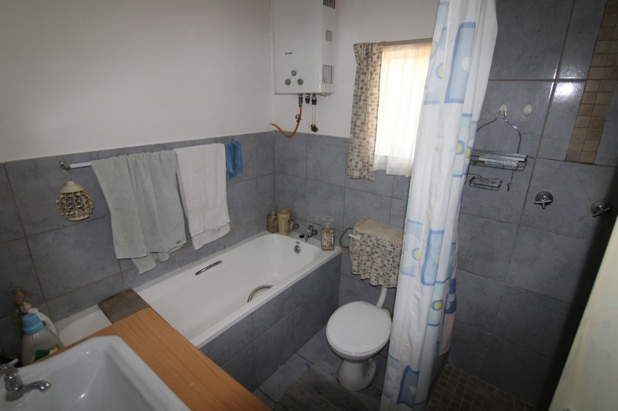 2 Bedroom Property for Sale in Highveld Free State